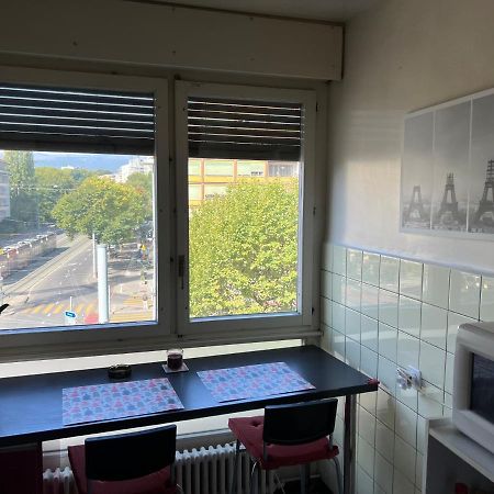 2 Bedroom Flat Near Nations And In The Center Geneve Exteriör bild